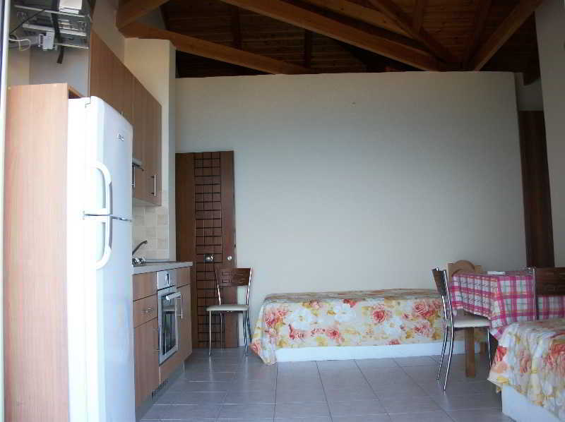Dioni Studios & Apartments Poros  Exterior photo