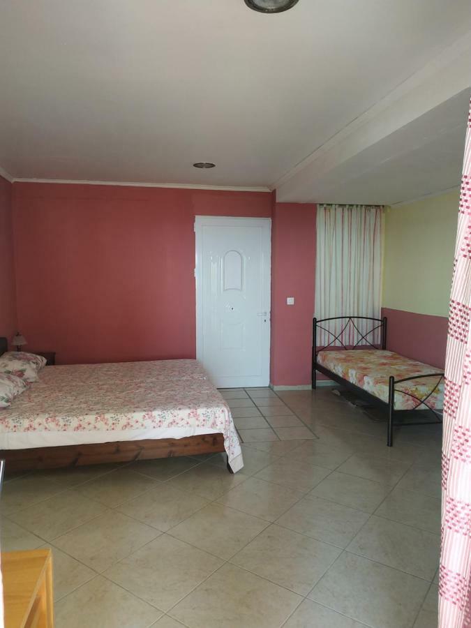 Dioni Studios & Apartments Poros  Exterior photo